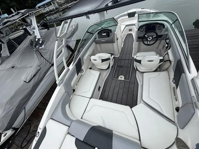 Slide: The Image of Chaparral 23 SSi 2023 - 5