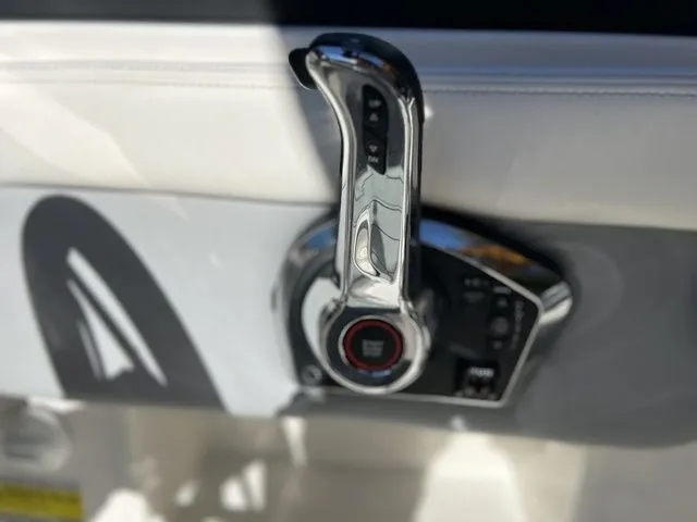 Slide: The Image of Chaparral 23 Surf 2025 - 13