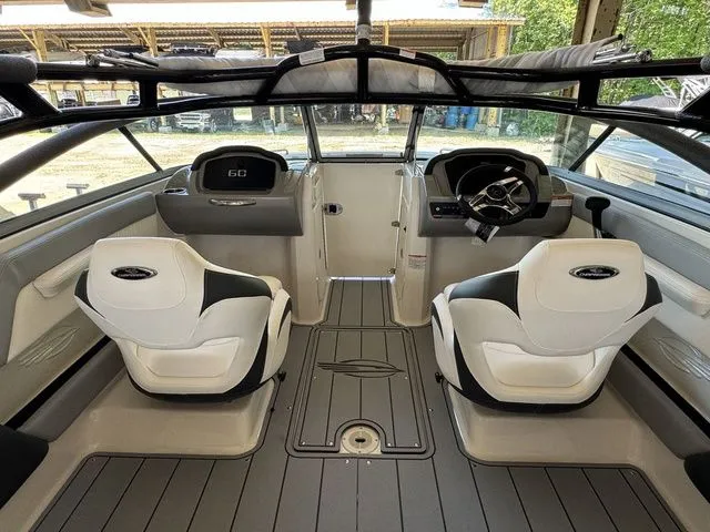 Slide: The Image of Chaparral 21 SSi 2025 - 11