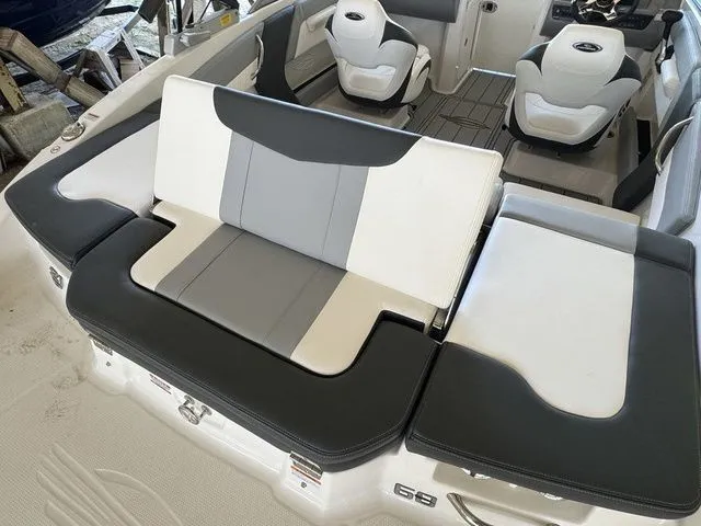 Slide: The Image of Chaparral 21 SSi 2025 - 6