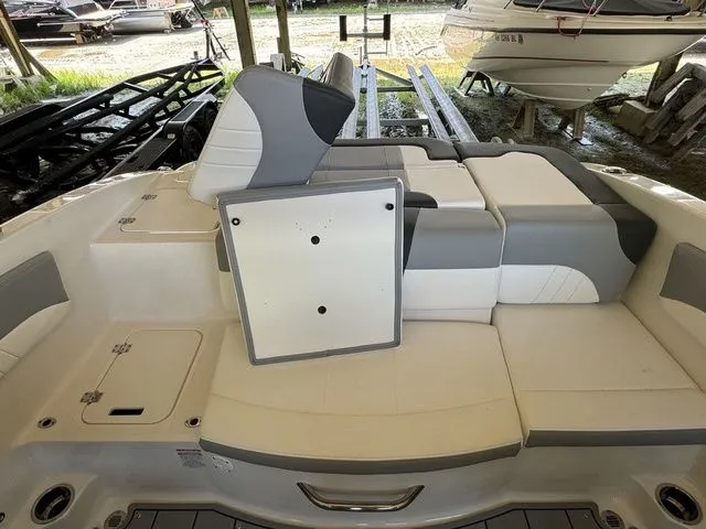 Slide: The Image of Chaparral 21 SSi 2025 - 7