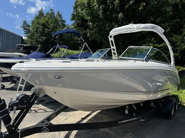 Slide: The Image of Chaparral 23 SSi 2025 - 1