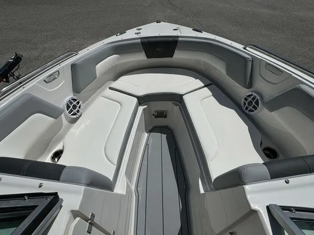 Slide: The Image of Chaparral 23 SSi 2025 - 22