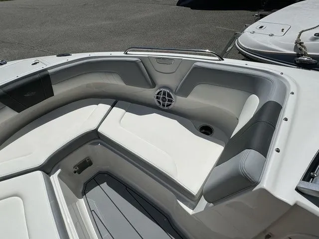 Slide: The Image of Chaparral 23 SSi 2025 - 24