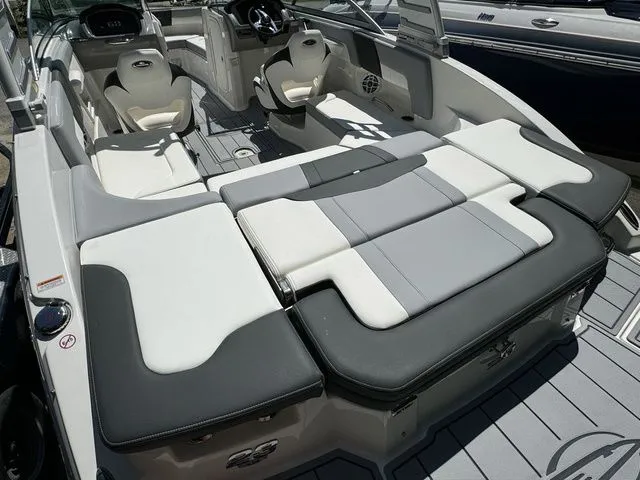 Slide: The Image of Chaparral 23 SSi 2025 - 5