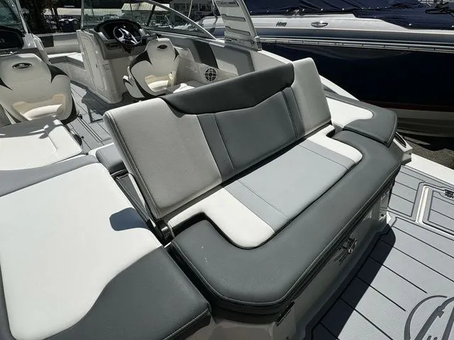 Slide: The Image of Chaparral 23 SSi 2025 - 6