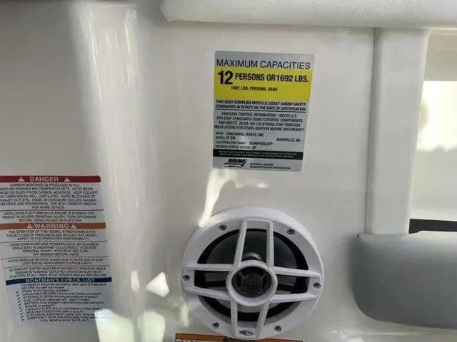 Slide: The Image of Chaparral 21 SSi 2025 - 14