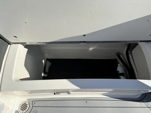 Slide: The Image of Chaparral 287 SSX 2025 - 15