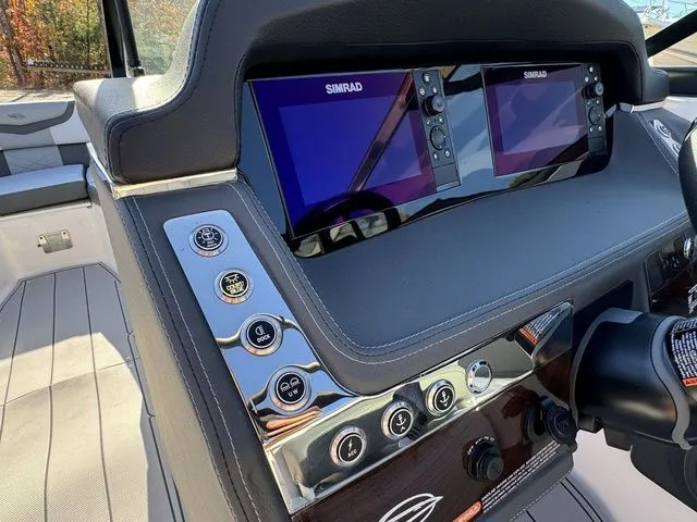 Slide: The Image of Chaparral 287 SSX 2025 - 20