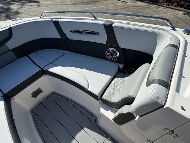 Slide: The Image of Chaparral 287 SSX 2025 - 29