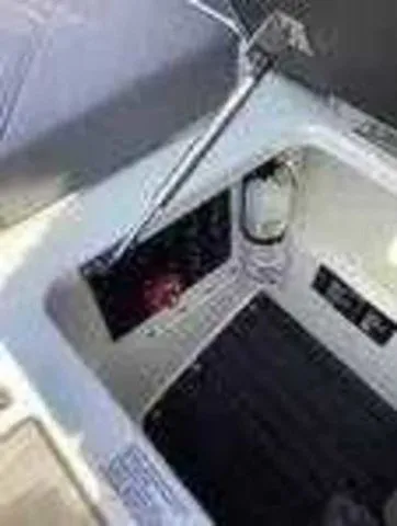 Slide: The Image of Cobalt R4 Outboard 2025 - 12