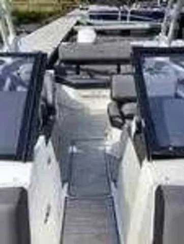 Slide: The Image of Cobalt R4 Outboard 2025 - 26