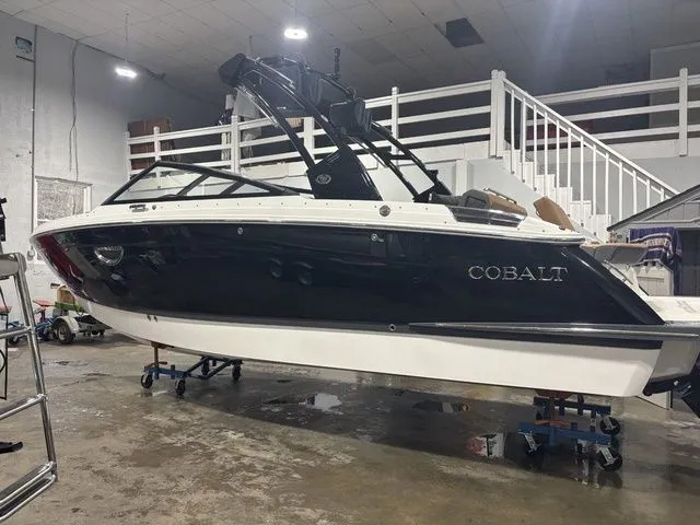 Slide: The Image of Cobalt R6 2025 - 1