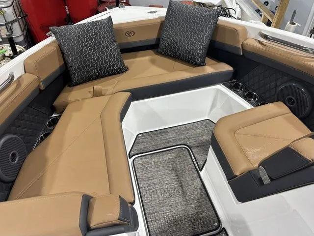 Slide: The Image of Cobalt R6 2025 - 17