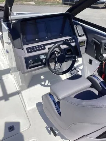 Slide: The Image of Cobalt R6 2025 - 14