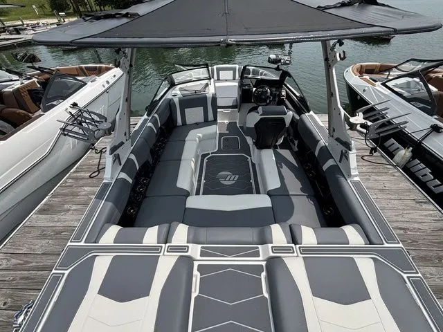 Slide: The Image of Malibu Wakesetter 22 MXZ 2025 - 5