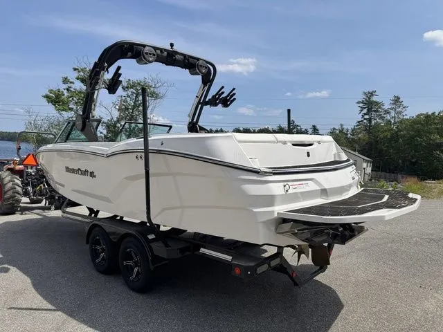 Slide: The Image of MasterCraft NXT24 2024 - 5