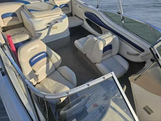 Slide: The Image of Stingray 190LS/LX 2002 - 5