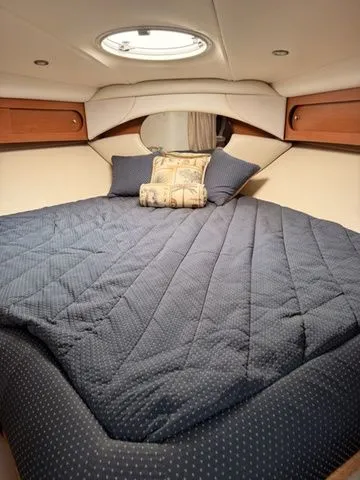 Slide: The Image of Four Winns 378 Vista 2003 - 12