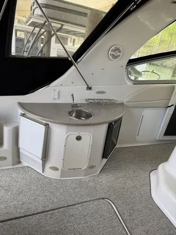 Slide: The Image of Four Winns 378 Vista 2003 - 14