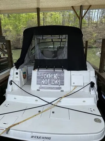 Slide: The Image of Four Winns 378 Vista 2003 - 4