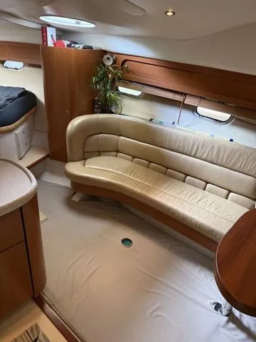 Slide: The Image of Four Winns 378 Vista 2003 - 6