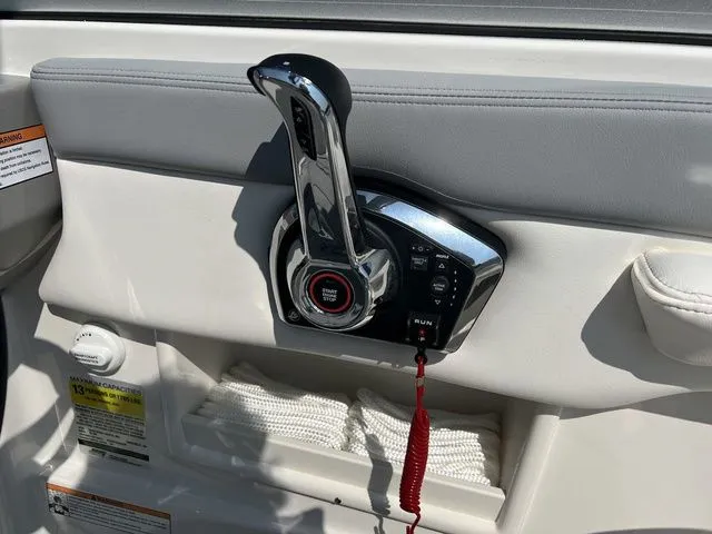 Slide: The Image of Chaparral 23 SSi 2024 - 6