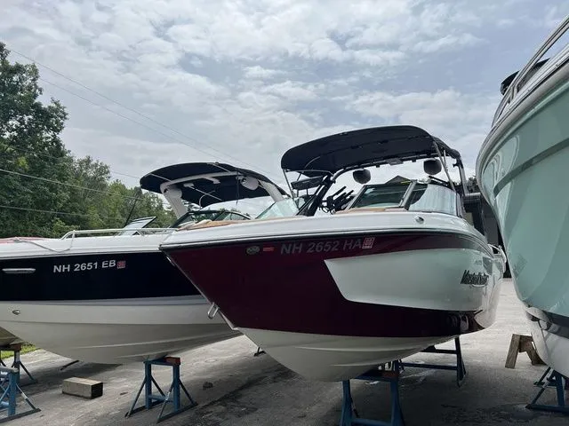 Slide: The Image of MasterCraft XT22 T 2023 - 3