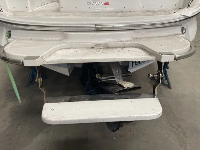 Slide: The Image of Cobalt 200S 2016 - 12