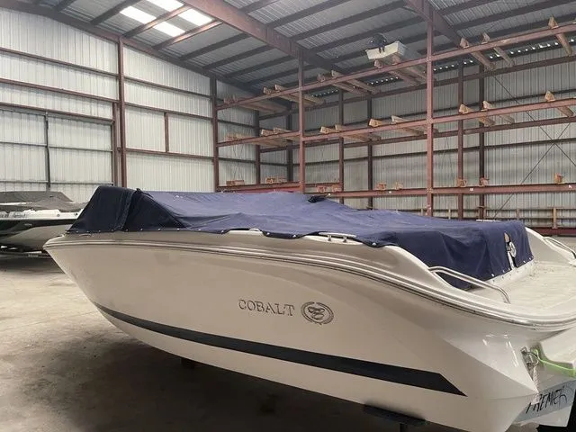 Slide: The Image of Cobalt 200S 2016 - 19