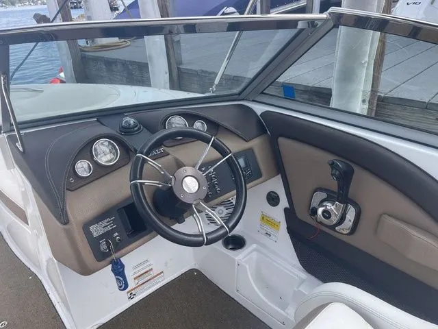 Slide: The Image of Cobalt 200S 2016 - 21