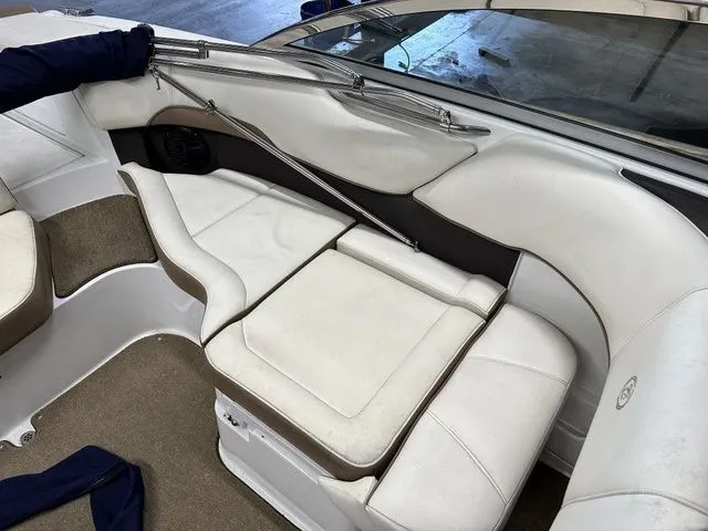 Slide: The Image of Cobalt 200S 2016 - 5