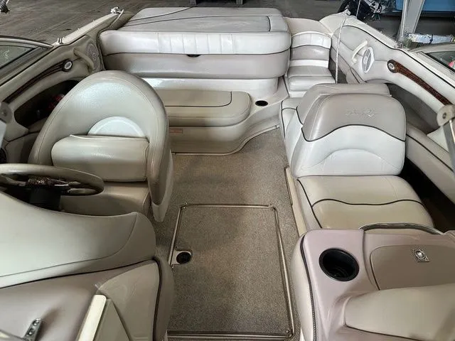 Slide: The Image of Sea Ray 220 Bow Rider 2003 - 9
