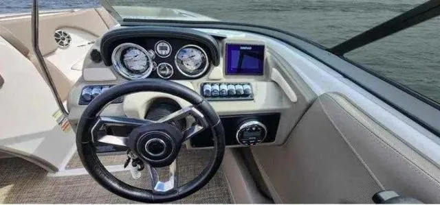 Slide: The Image of Crownline Boats 225 SS 2019 - 11