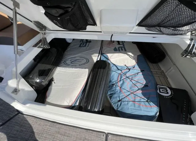 Slide: The Image of Cobalt R35 Outboard 2024 - 7