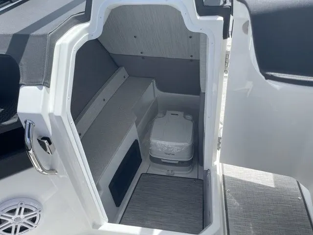 Slide: The Image of Cobalt R8 2025 - 29