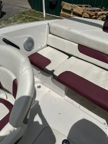 Slide: The Image of Tahoe 400 TS 2016 - 9