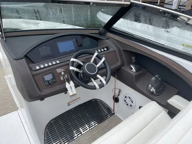 Slide: The Image of Cobalt R30 2016 - 22