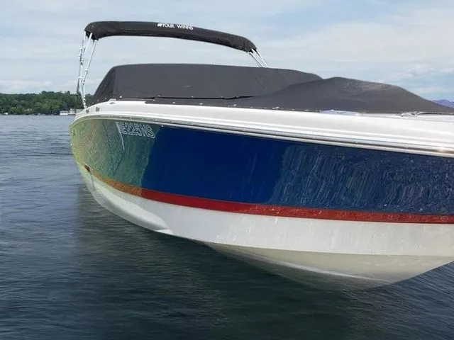 Slide: The Image of Four Winns H210 2018 - 1