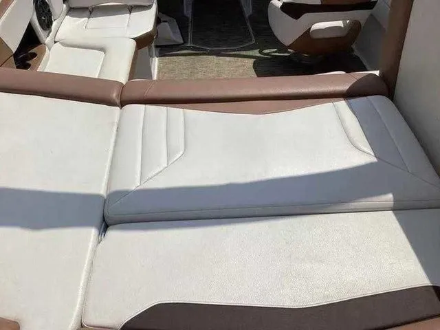 Slide: The Image of Four Winns H210 2018 - 16