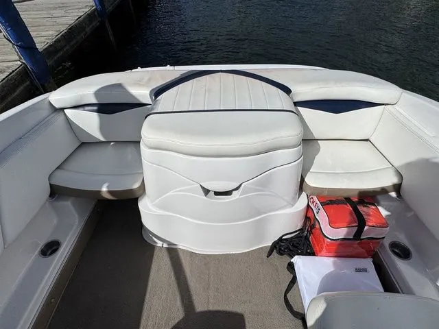 Slide: The Image of Four Winns H210 2008 - 18