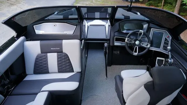 Slide: The Image of MasterCraft X24 2022 - 29