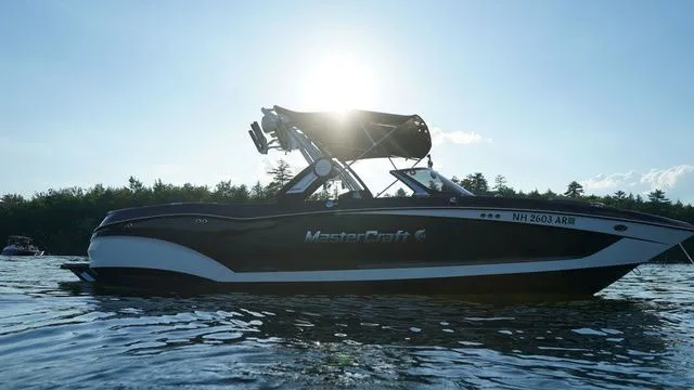 Slide: The Image of MasterCraft X24 2022 - 5