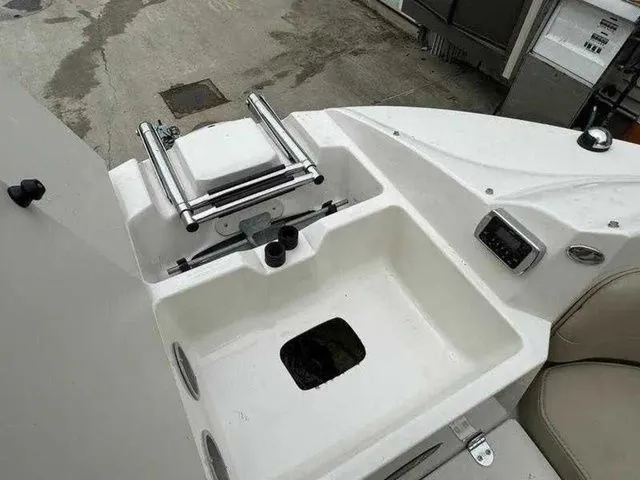 Slide: The Image of Stingray 235LR 2015 - 16