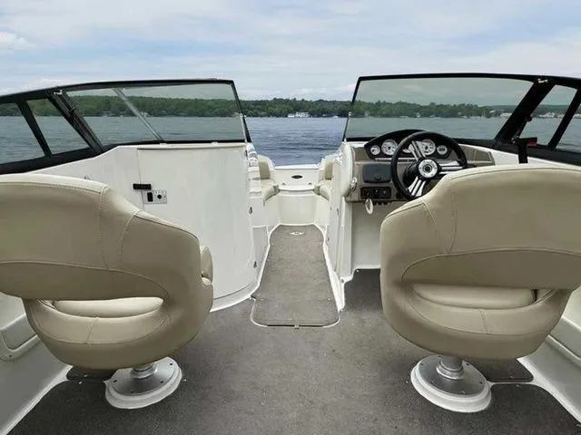 Slide: The Image of Stingray 235LR 2015 - 24