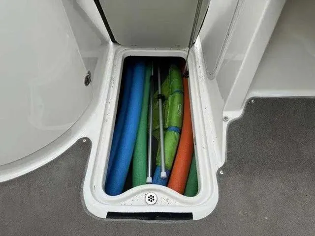 Slide: The Image of Stingray 235LR 2015 - 29