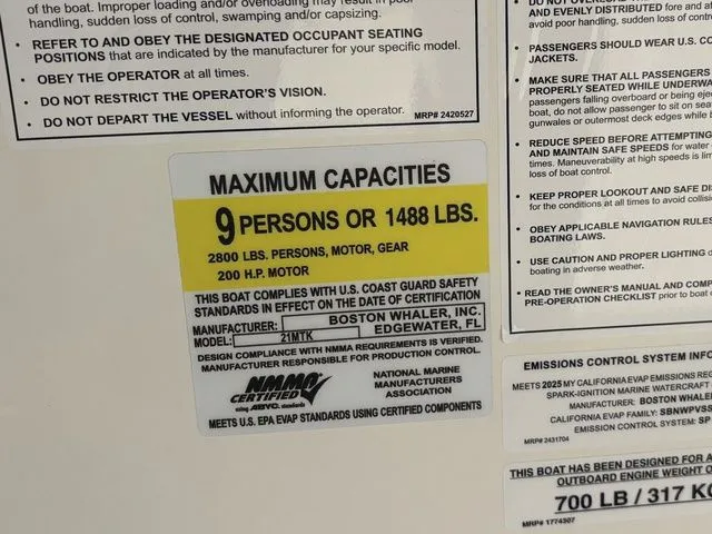 Slide: The Image of Boston Whaler 210 Montauk 2025 - 13