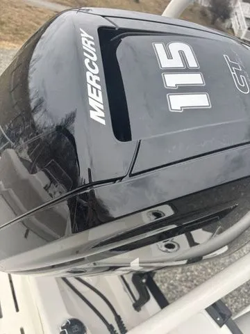 Slide: The Image of Boston Whaler 170 Montauk 2025 - 6