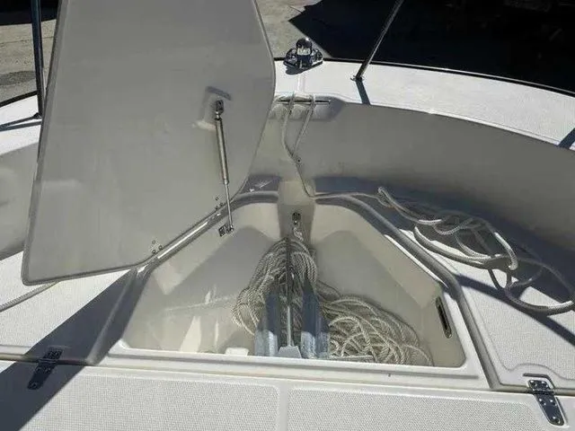 Slide: The Image of Boston Whaler 210 Montauk 2024 - 15