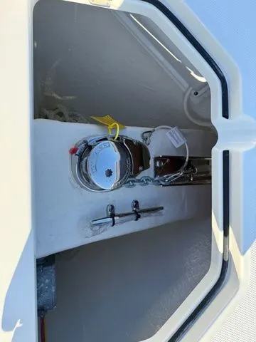 Slide: The Image of Cobia 265 Open Center Console 2025 - 17